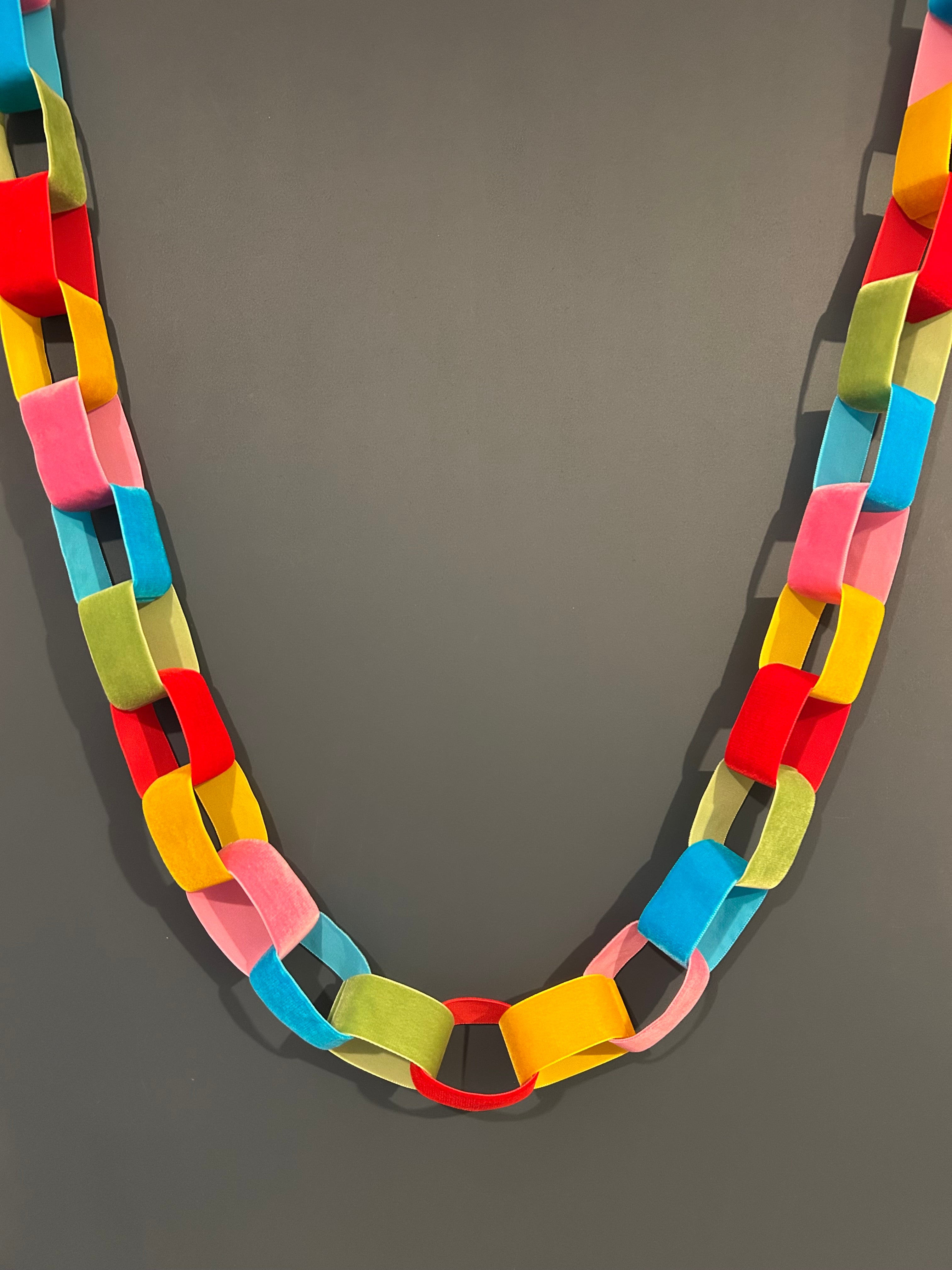 The "Hundreds & Thousands" Garland