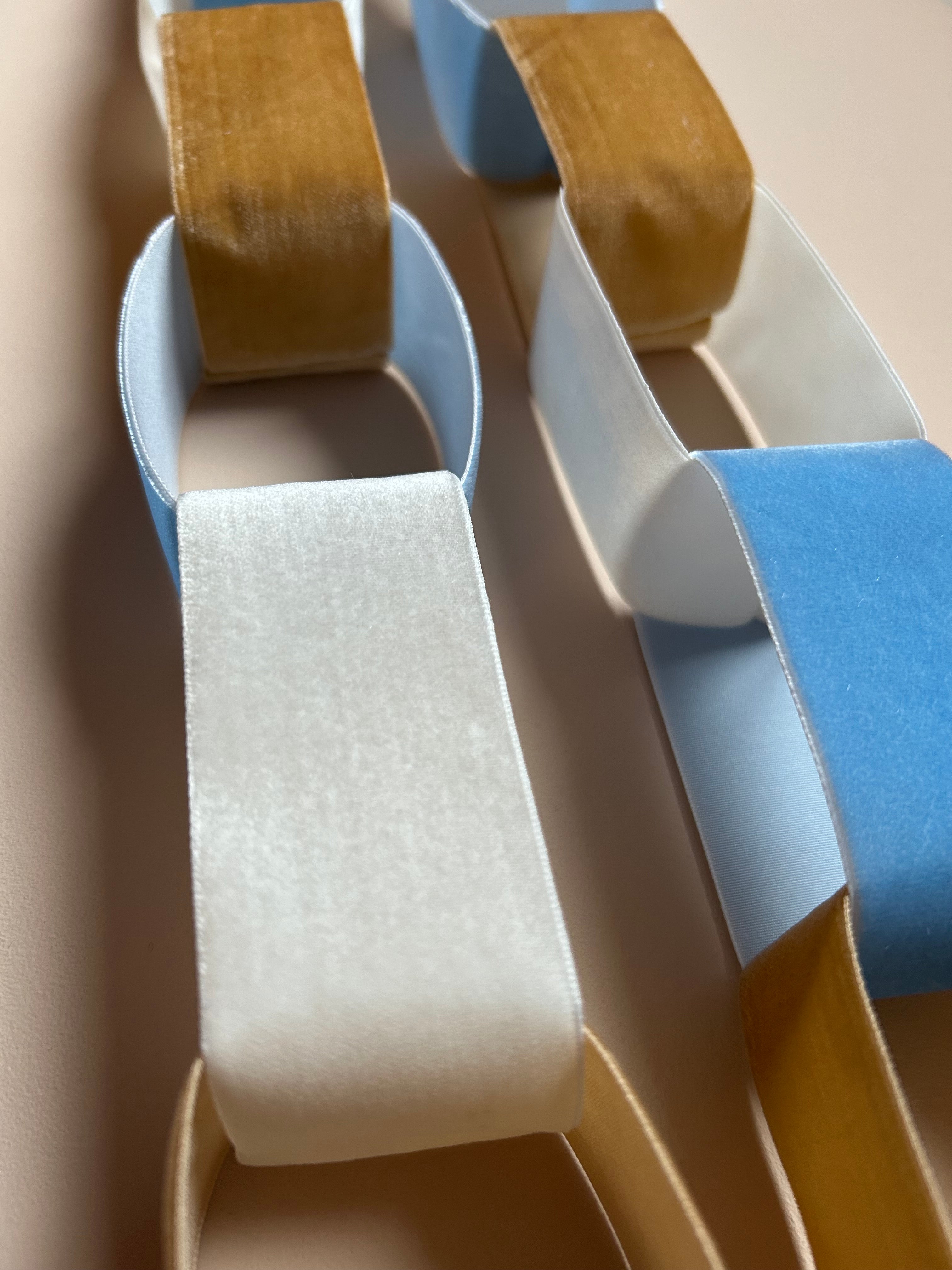 The "Periwinkle" Garland