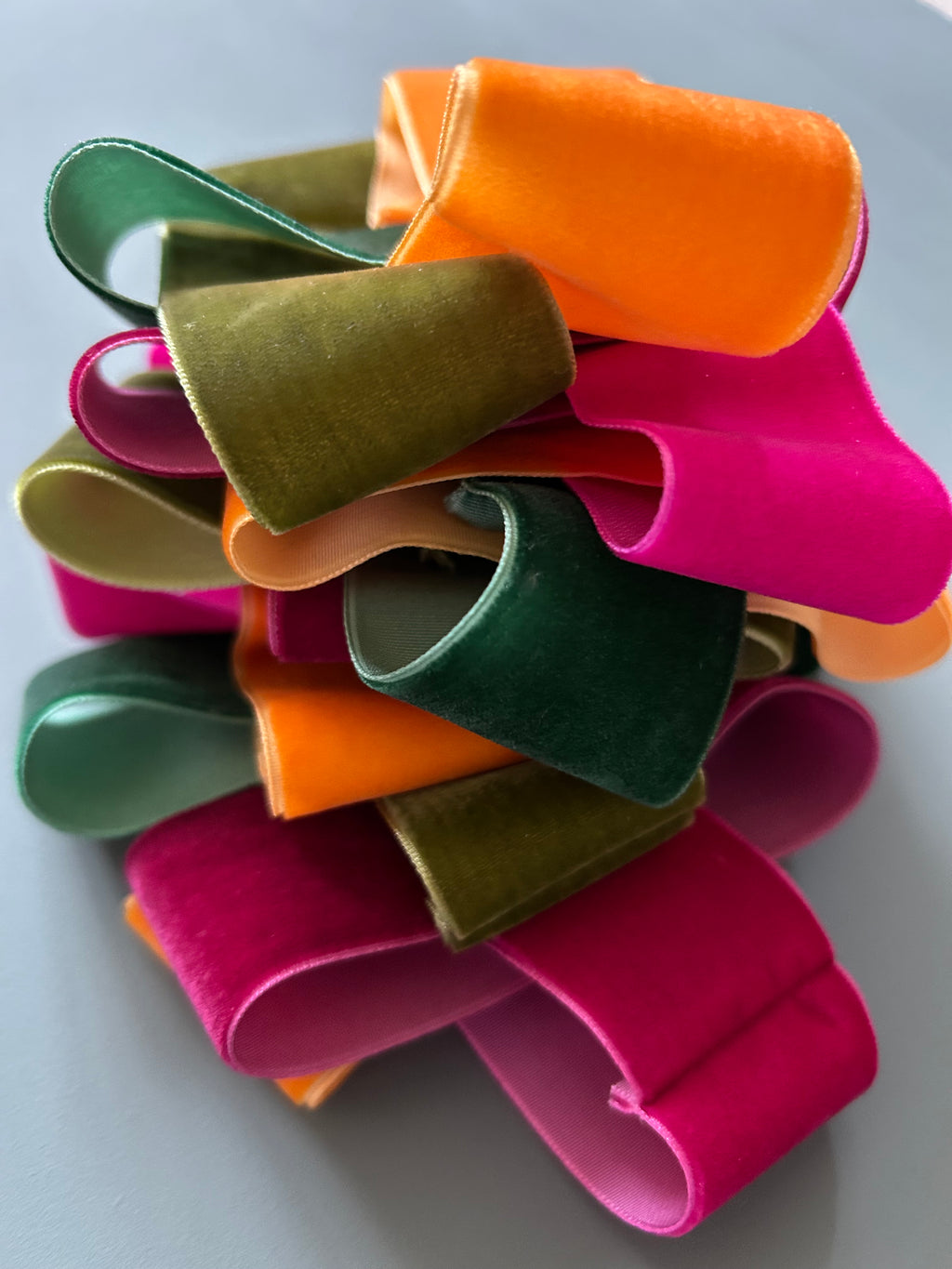 "Pumpkin Kisses" - Velvet Chain Garland